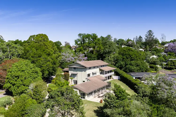 7 Curzon Street, Mount Lofty QLD 4350