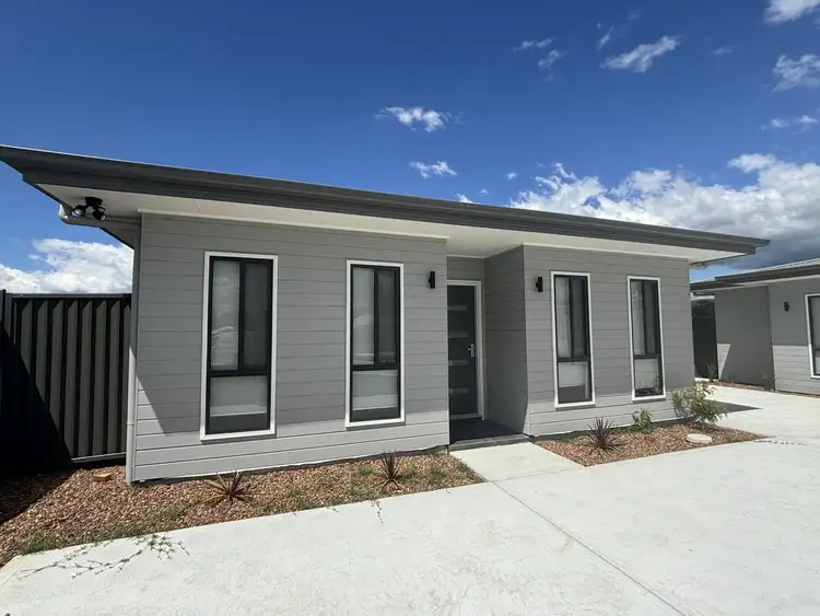 Unit 1/59 Lakeside Circuit, Cessnock NSW 2325