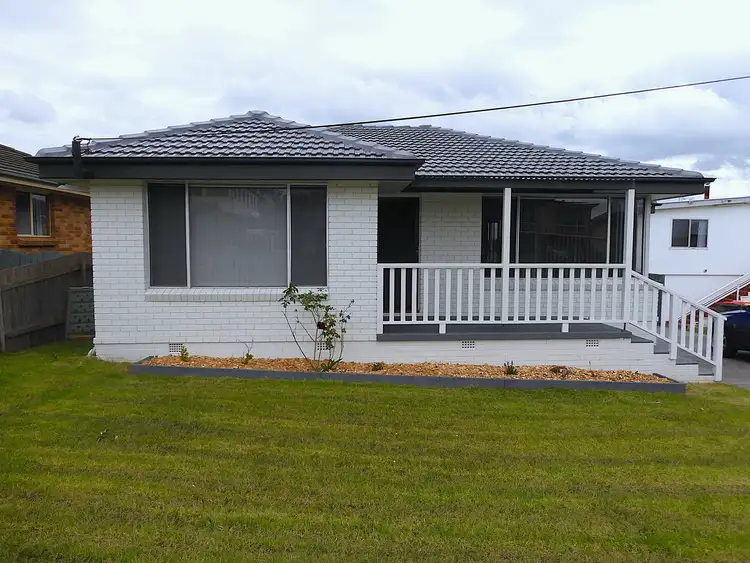 19 Church Street, Greenwell Point NSW 2540