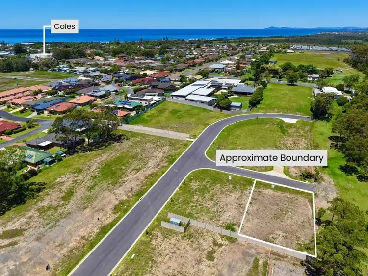 4 Sunset Crescent, Old Bar NSW 2430