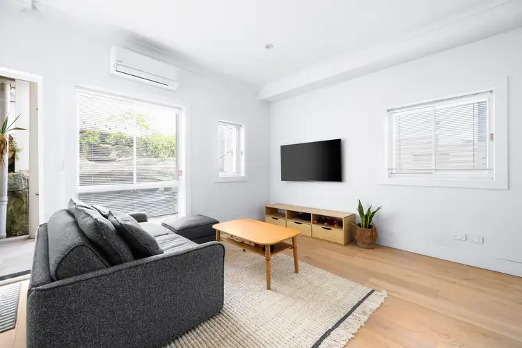 4/25 Carlisle Street, Tamarama NSW 2026