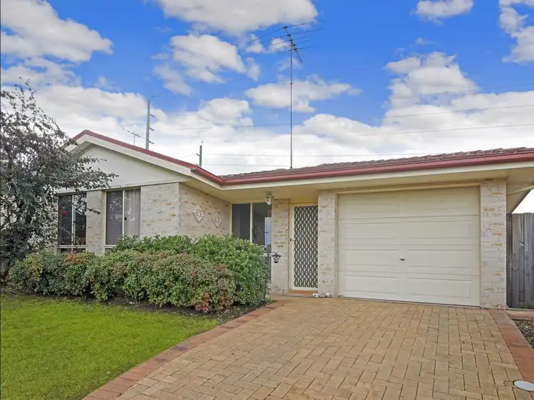 10 St Luke Place, Blair Athol NSW 2560