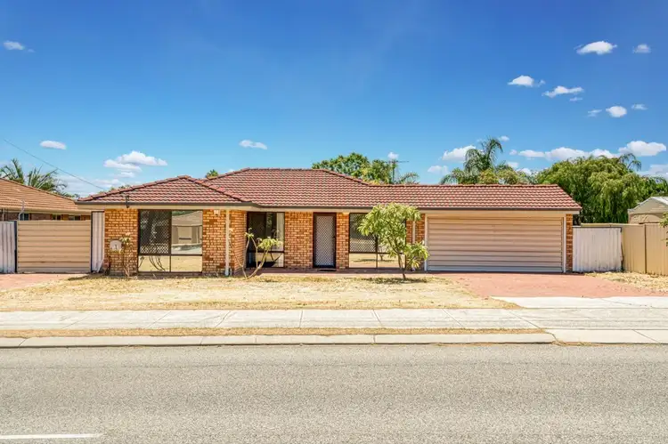 97 Marangaroo Dr, Marangaroo WA 6064