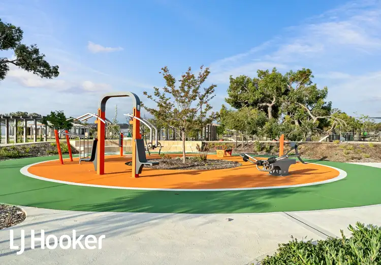 2 Cocoparra Loop, Clarkson WA 6030