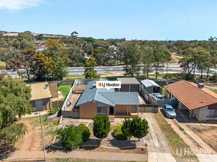 Second view of Homely house listing, 27 Eringa Court, Craigmore SA 5114
