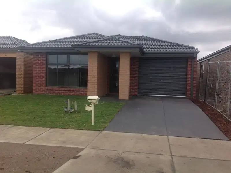 Main view of Homely house listing, 19 Challenger Circuit, Cranbourne East VIC 3977