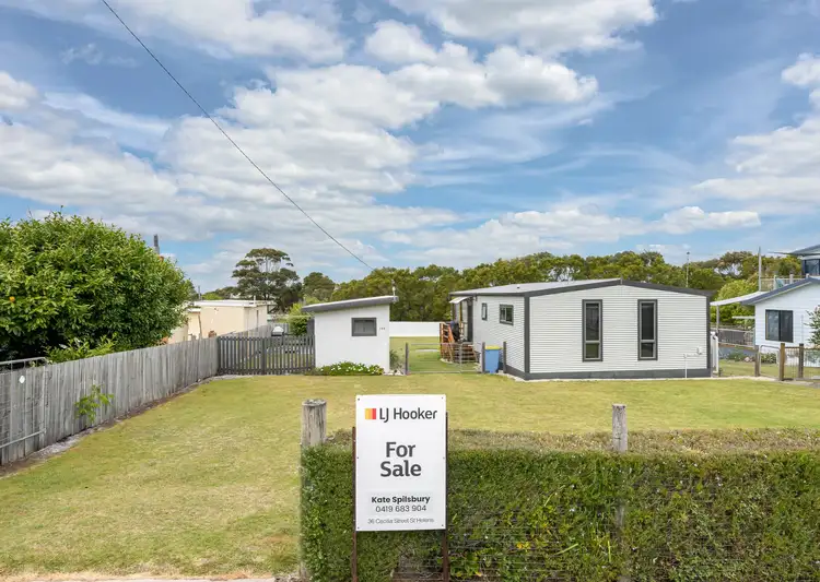 195 Scamander Avenue, Scamander TAS 7215