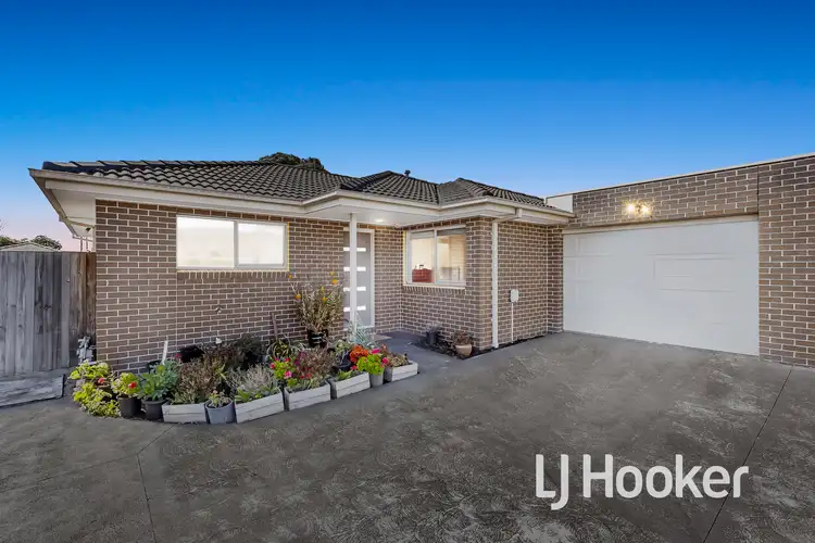 2/20 Sarno Court, Cranbourne VIC 3977