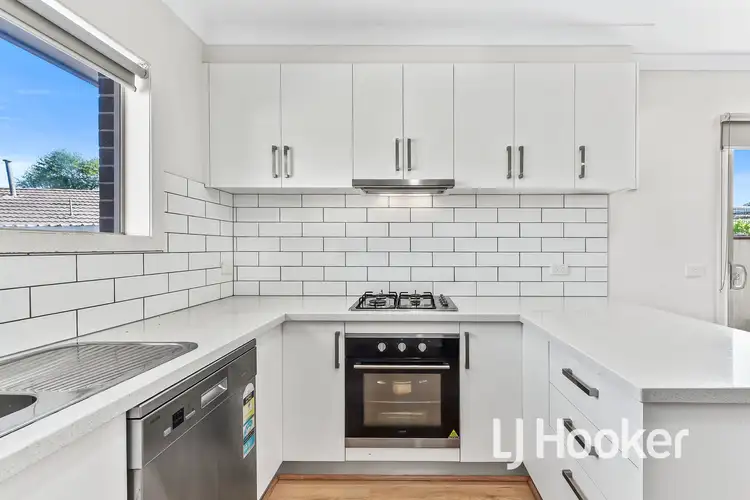 Fourth view of Homely unit listing, 2/20 Sarno Court, Cranbourne VIC 3977