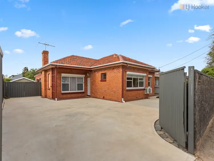 4 Oaklands Road, Somerton Park SA 5044