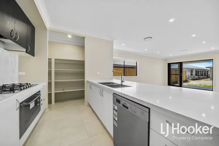 18 Barunga Street, Yarrabilba QLD 4207