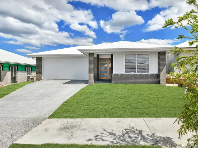 4 Sovereign Street, Flagstone QLD 4280