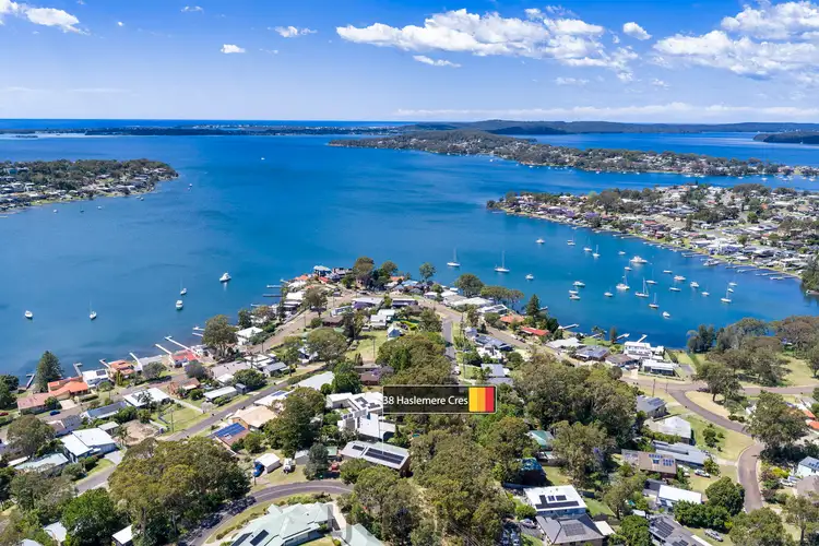 38 Haslemere Crescent