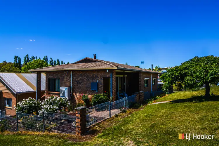 2 Hazel Street, Portland NSW 2847