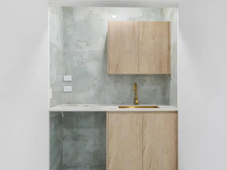 Fifth view of Homely apartment listing, 3/10 Chester Street, Highgate Hill QLD 4101