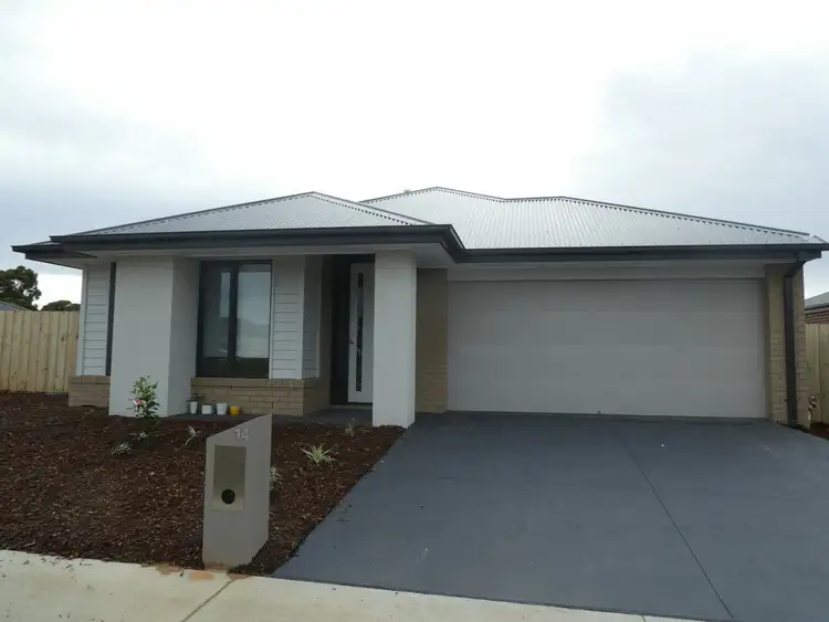 14 Royle Court, East Bairnsdale VIC 3875