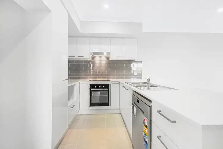 Second view of Homely semi-detached listing, 2/31 Guthrie Crescent, Thornton NSW 2322