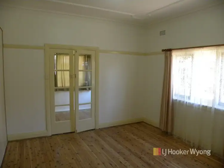 Fifth view of Homely semi-detached listing, 10 York Street, Gosford NSW 2250