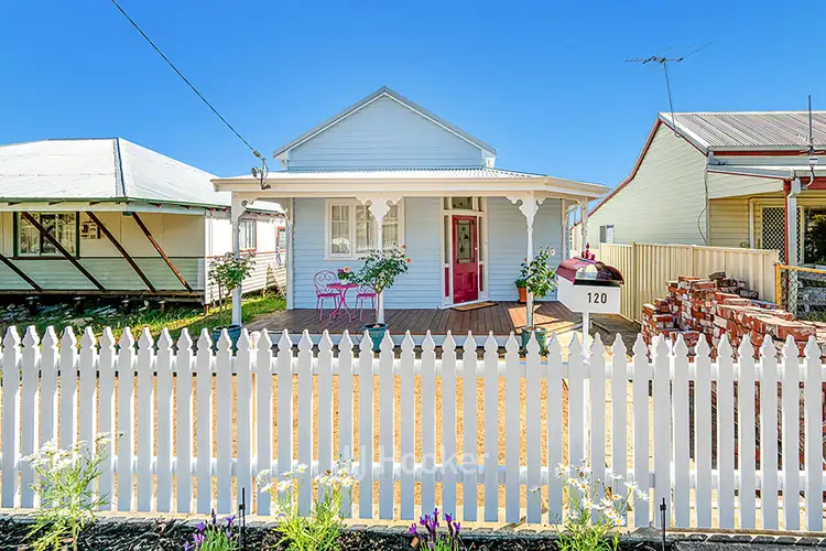 120 Wittenoom Street, Collie WA 6225