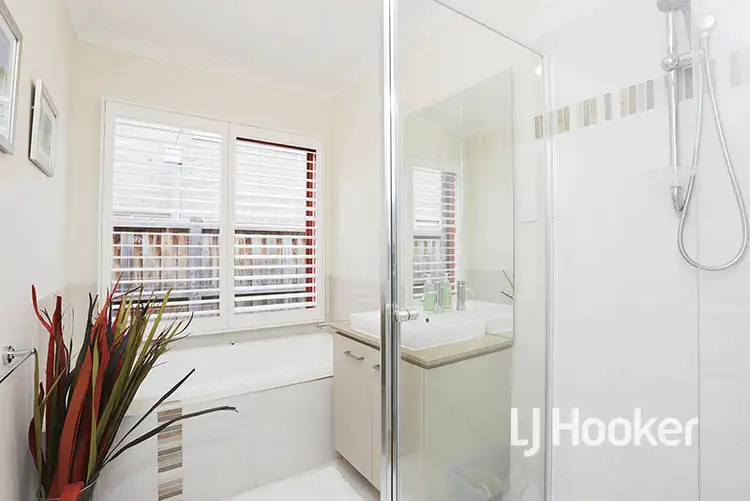 Fifth view of Homely house listing, 21 Viola Avenue, Point Cook VIC 3030