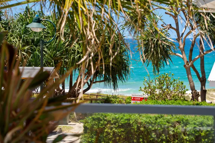 205/4 Twenty First Avenue, Palm Beach QLD 4221