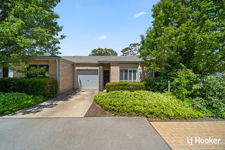 11/25 Burnum Burnum Close