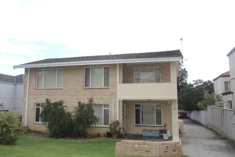 4/35 Leonora Street, Como WA 6152