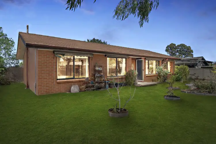 15 MacIntyre Place, Charnwood ACT 2615