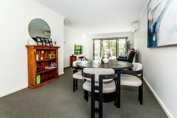 Sixth view of Homely house listing, 7 Lithgow Way, Mooroolbark VIC 3138