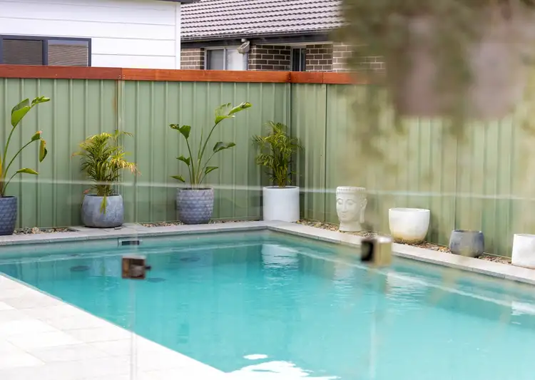 82 Albatross Way, Old Bar NSW 2430