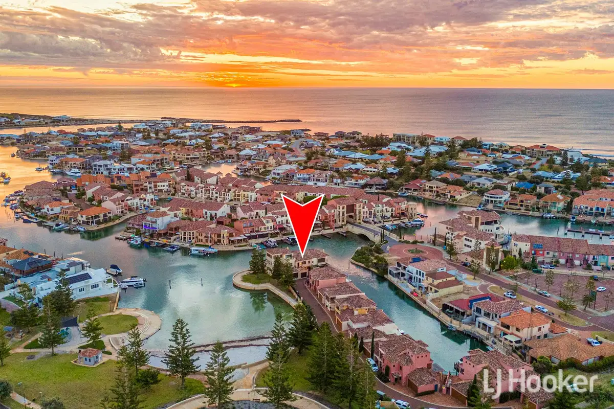 Main view of Homely unit listing, 10/5 Westview Parade, Wannanup WA 6210