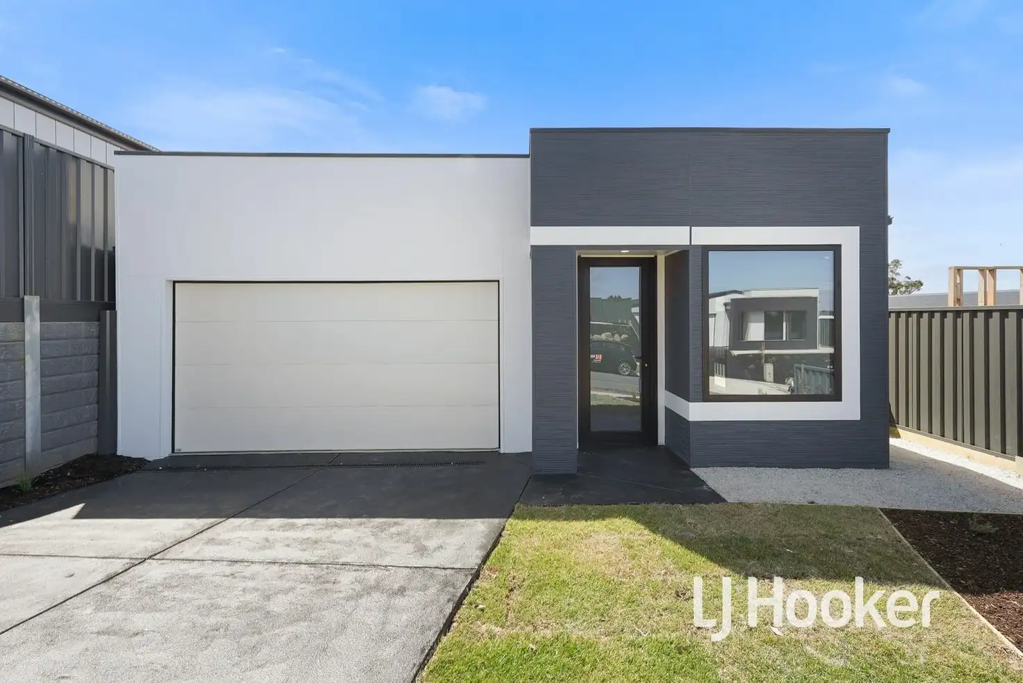 Main view of Homely house listing, 8 Jules Way, Pakenham VIC 3810