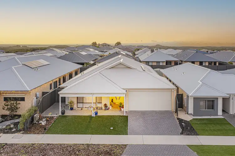 12 Luminous Crescent, Eglinton WA 6034