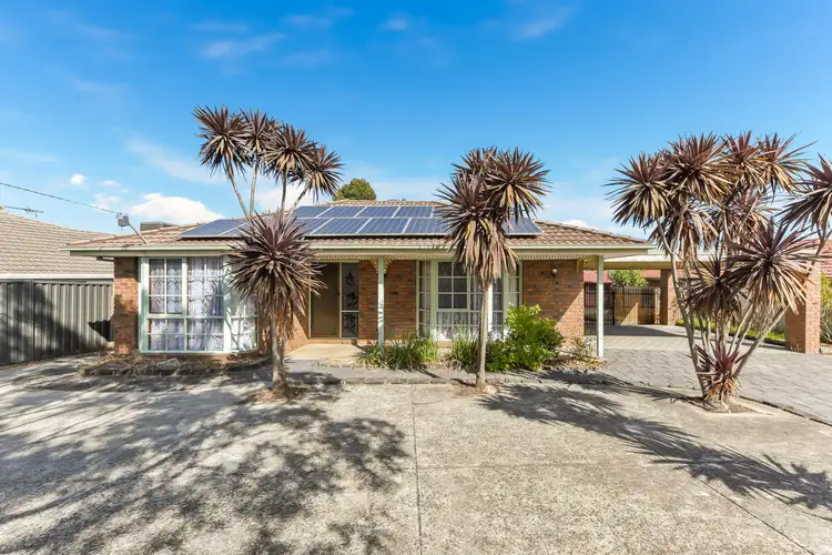 16 Lauren Drive, Hampton Park VIC 3976