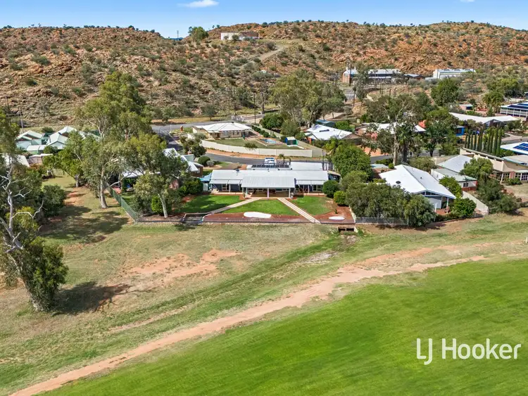 6 The Fairway, Desert Springs NT 870