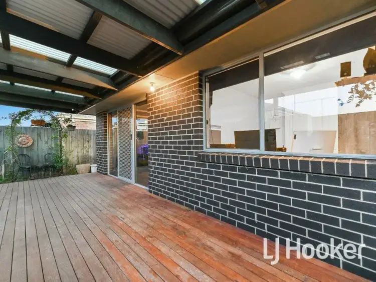 Fifth view of Homely house listing, 7 Spinebill Court, Pakenham VIC 3810