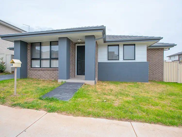 29 Gallipoli Drive, Edmondson Park NSW 2174