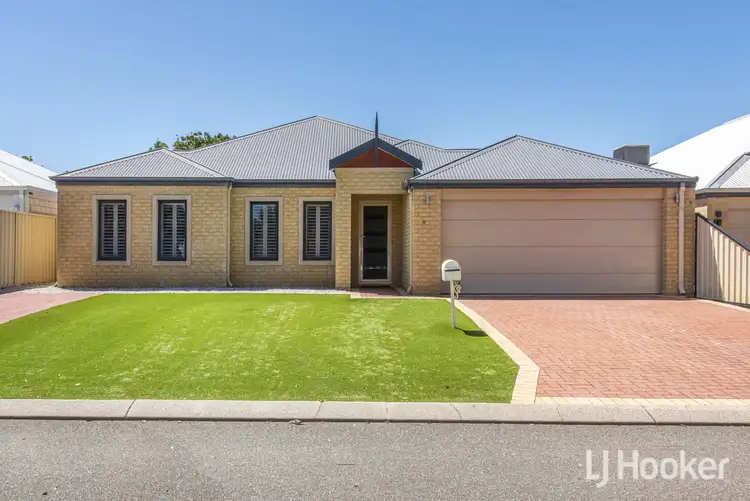 17 Nankeen Approach, Dudley Park WA 6210