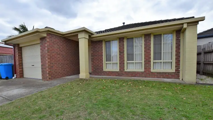 8 The Glade, Hampton Park VIC 3976
