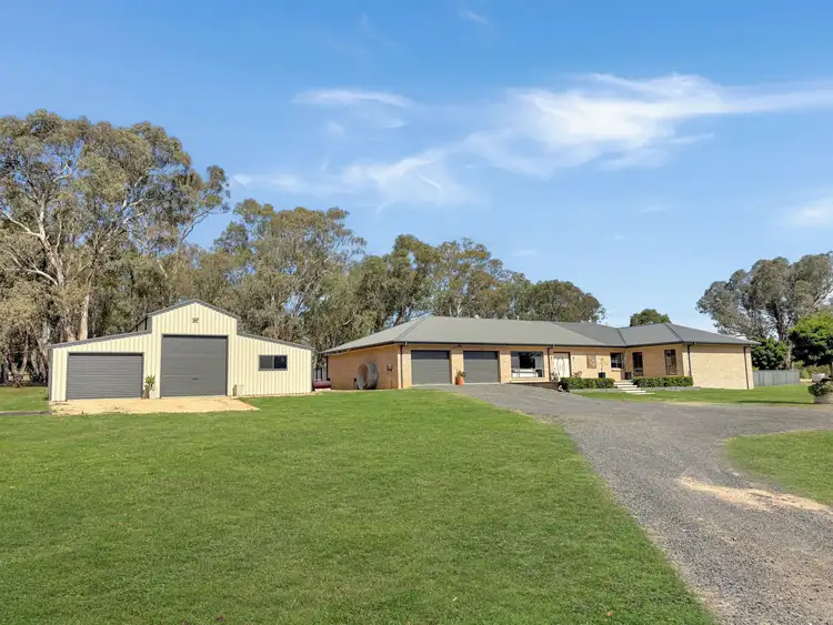 196 Pattersons Lane, Young NSW 2594