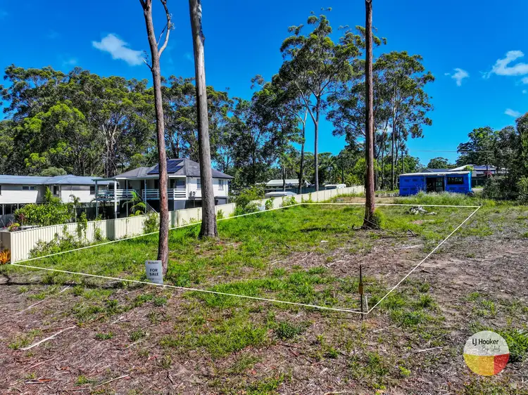 8 Monsoon St, Russell Island QLD 4184