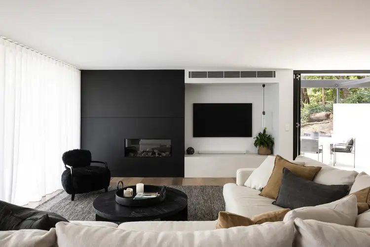 Fifth view of Homely house listing, 1 Burrendong Place, Avalon Beach NSW 2107