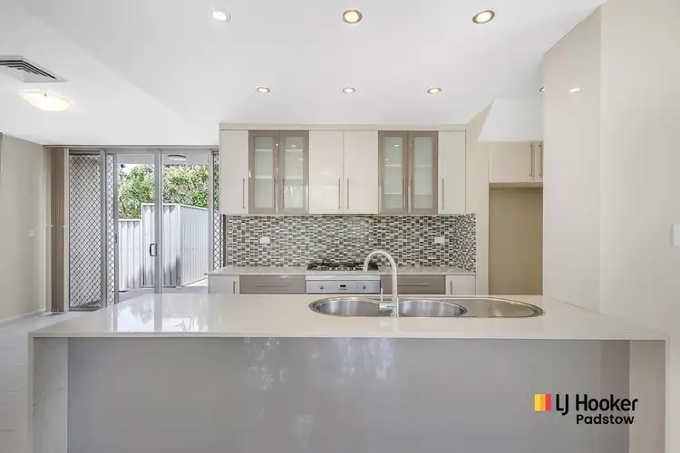 1 Kinross Place, Revesby NSW 2212