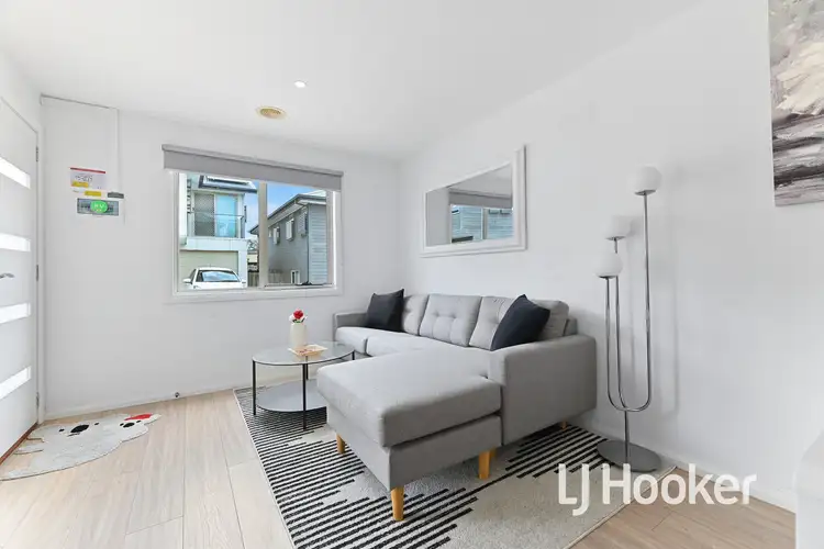 Second view of Homely townhouse listing, 18 Sunshine Court, Hampton Park VIC 3976