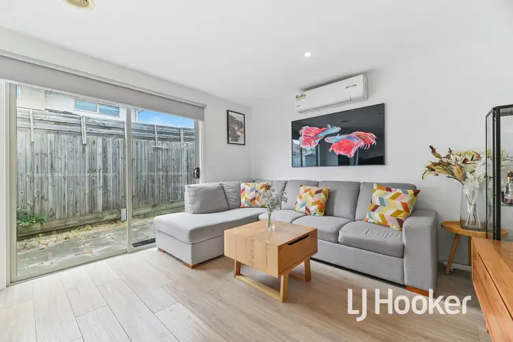 Third view of Homely townhouse listing, 18 Sunshine Court, Hampton Park VIC 3976