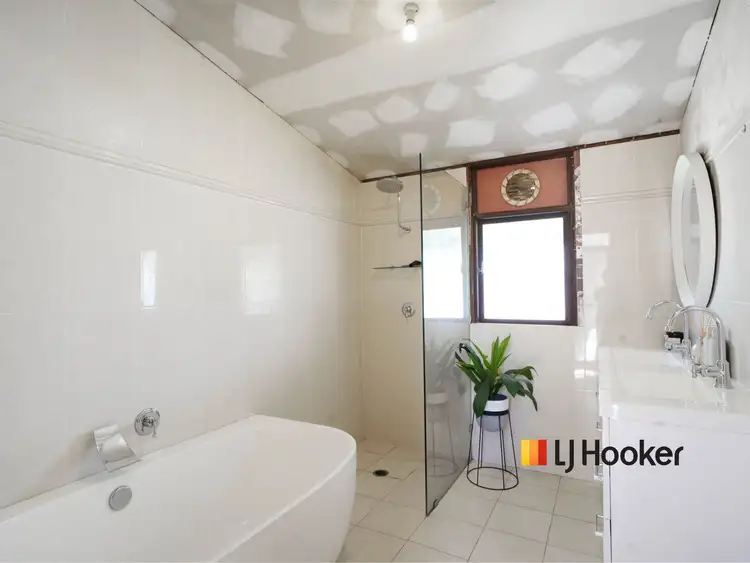 Fifth view of Homely house listing, 122 Murgah Street, Narromine NSW 2821