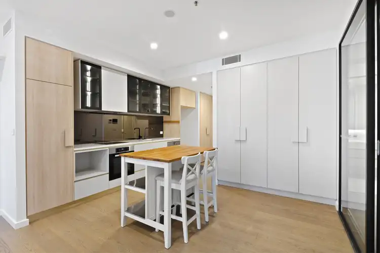 186/44 Constitution Avenue, Parkes ACT 2600