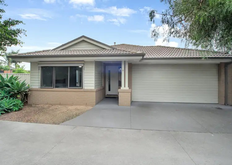 19D Maude Street