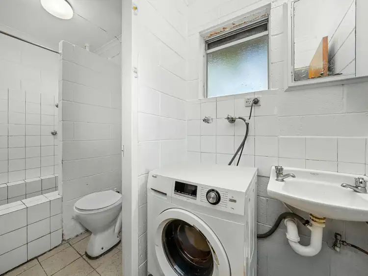 Sixth view of Homely house listing, 4/60 Regent Street, Sandy Bay TAS 7005