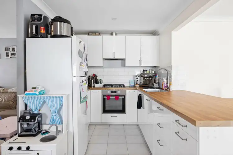 Fifth view of Homely semi-detached listing, 2/212-214 Cockatiel Circuit, Green Valley NSW 2168